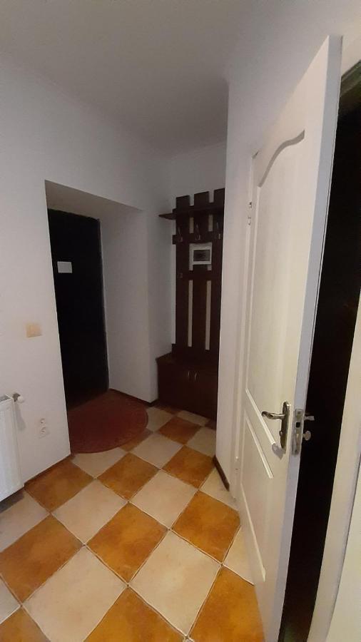 Apartment Na Saharova イヴァーノ＝フランキーウシク エクステリア 写真